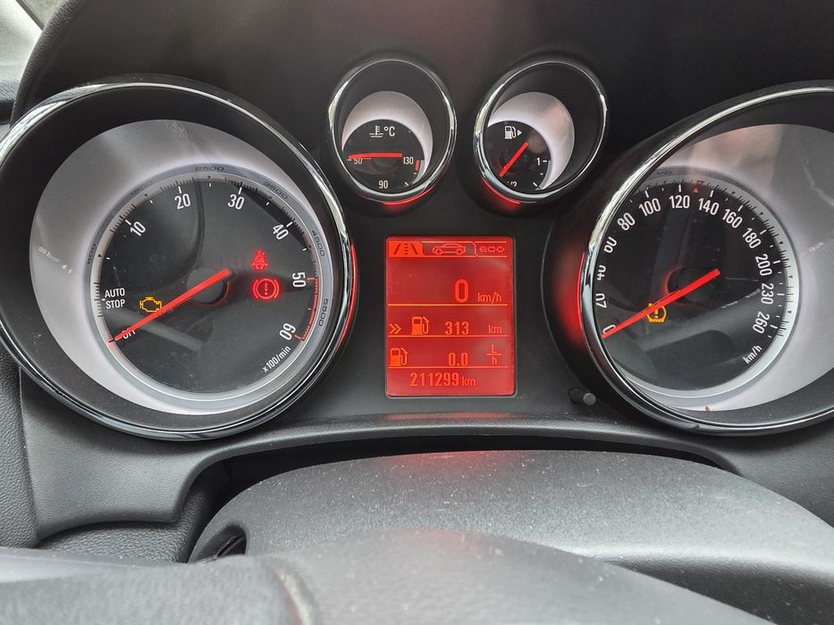 Opel Astra j kombi 1.6 CDTI SPORT TOURER