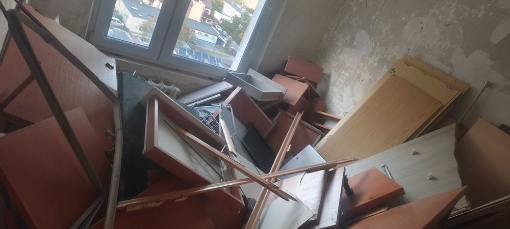 Odpady mebli za darmo