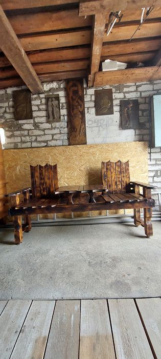 Деревянная лавка