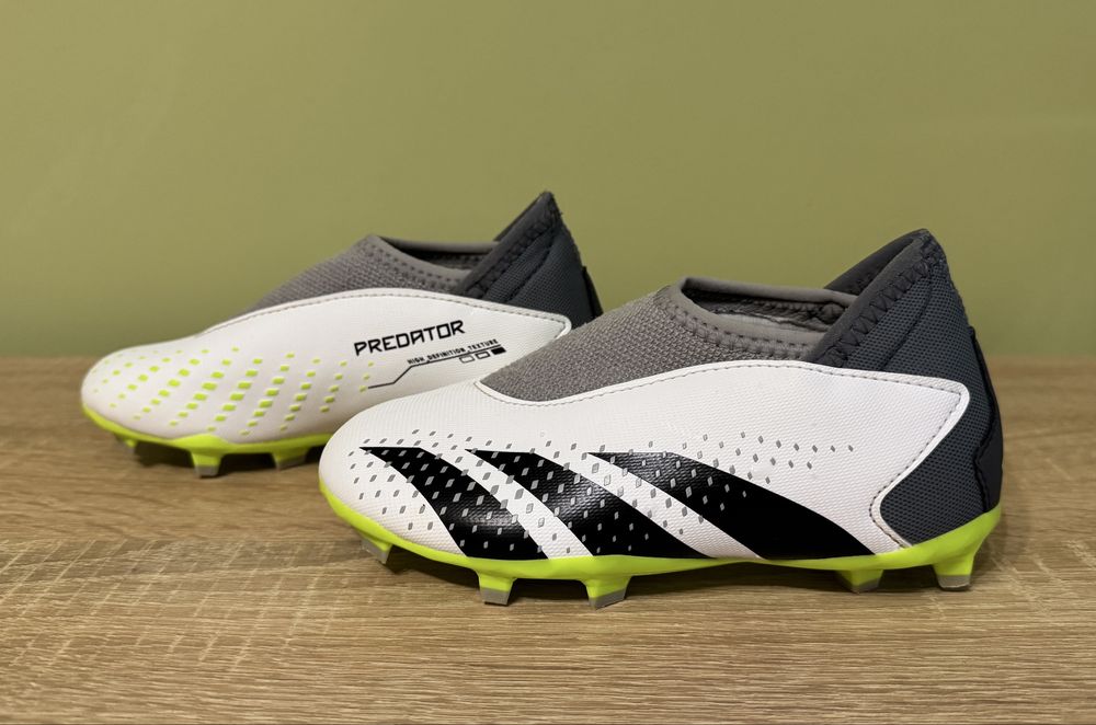 футбольные бутсы Adidas Puma Nike