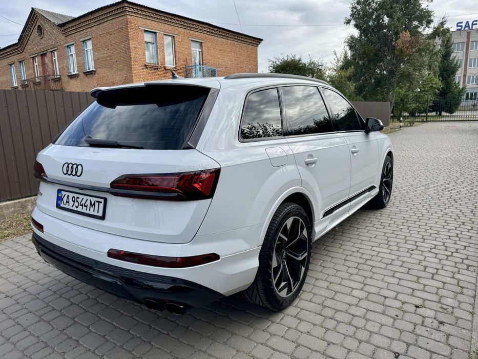 Киів продаж свого авто Ауді Q7