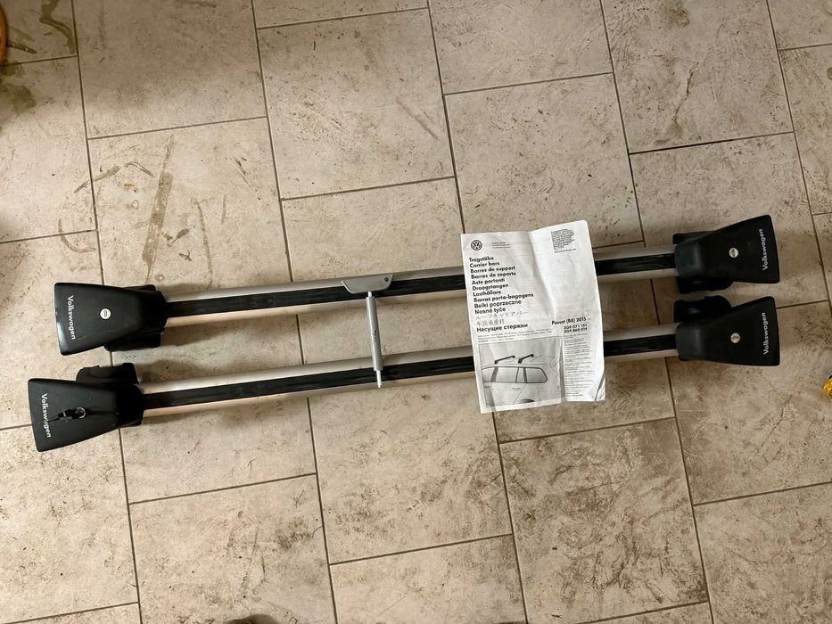Belki poprzeczne bagażnika dachowego Volkswagen Passat B8, oryginał VW