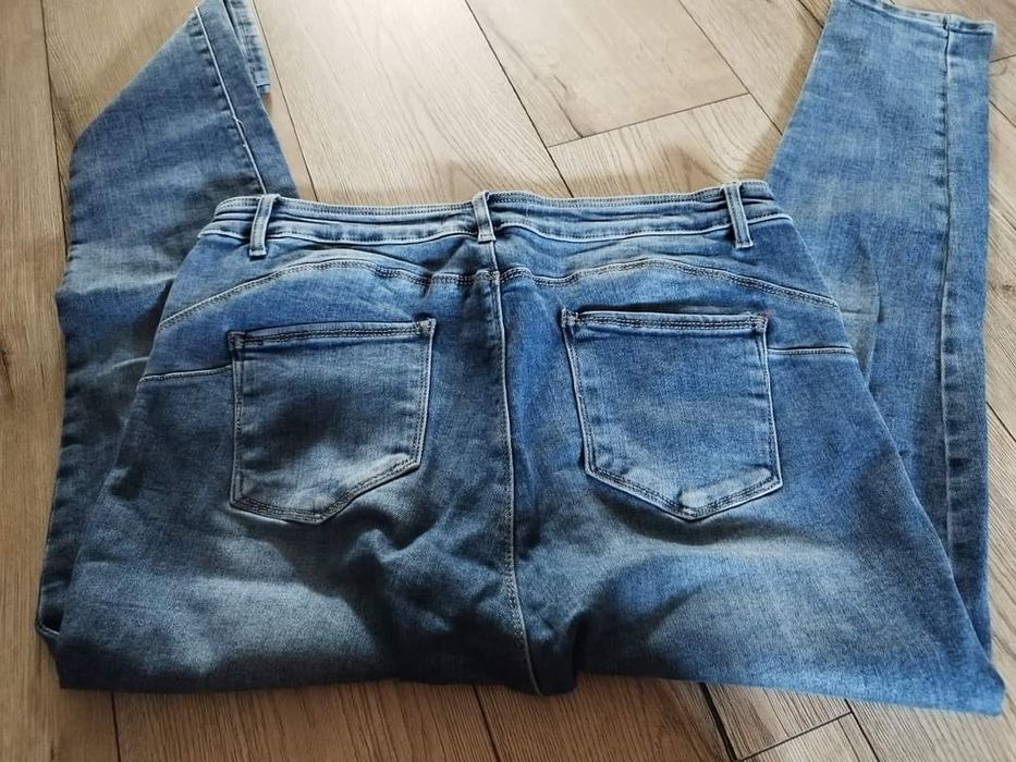 Spodnie Jeans Push up 44/46