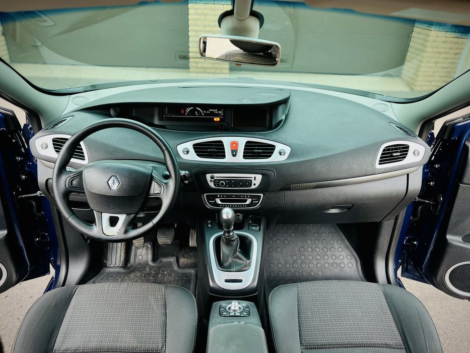 Хозяйский Renault Scenic ||| !РЕСТАЙЛИНГ! 1.5 DCI