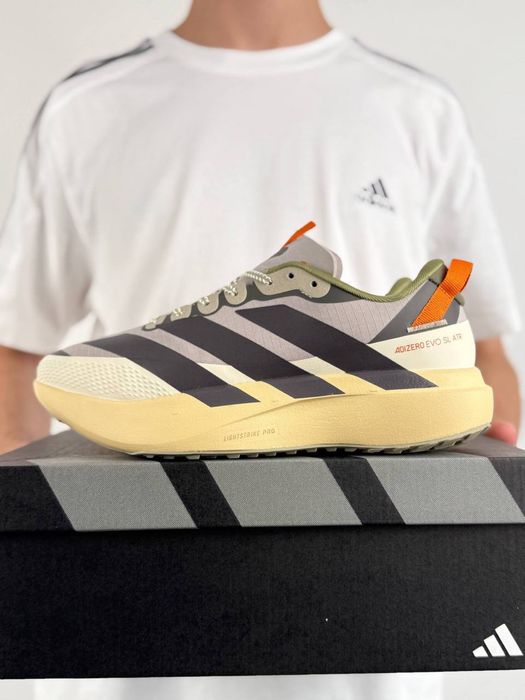 Топові чоловічі кроси Adidas Adizero Evo SL ART  Taupe Beige Orange! Нові! Є накладений платіж! Розміри: 41,42,43,44,45!