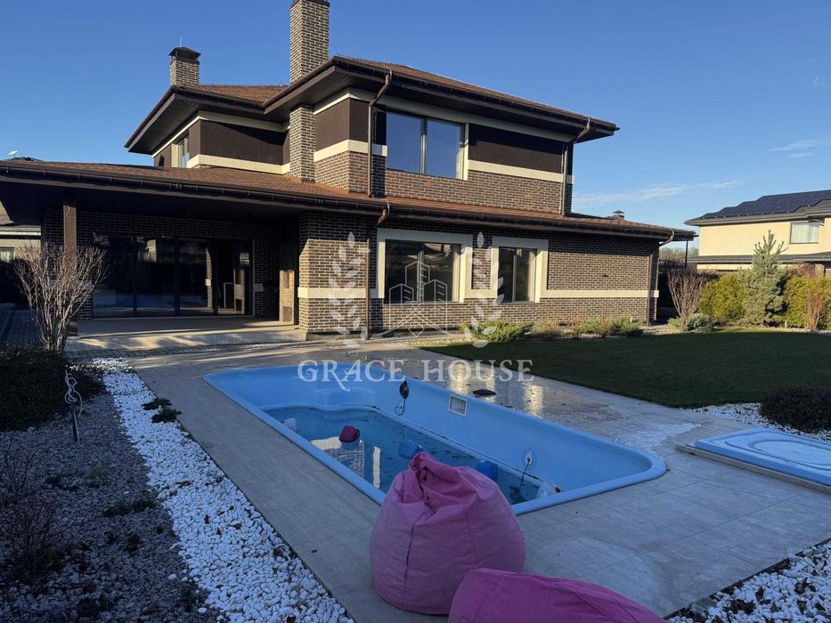 Продаж нового сучасного будинку з ремонтом 287 м², 10 сот, Ходосіївка