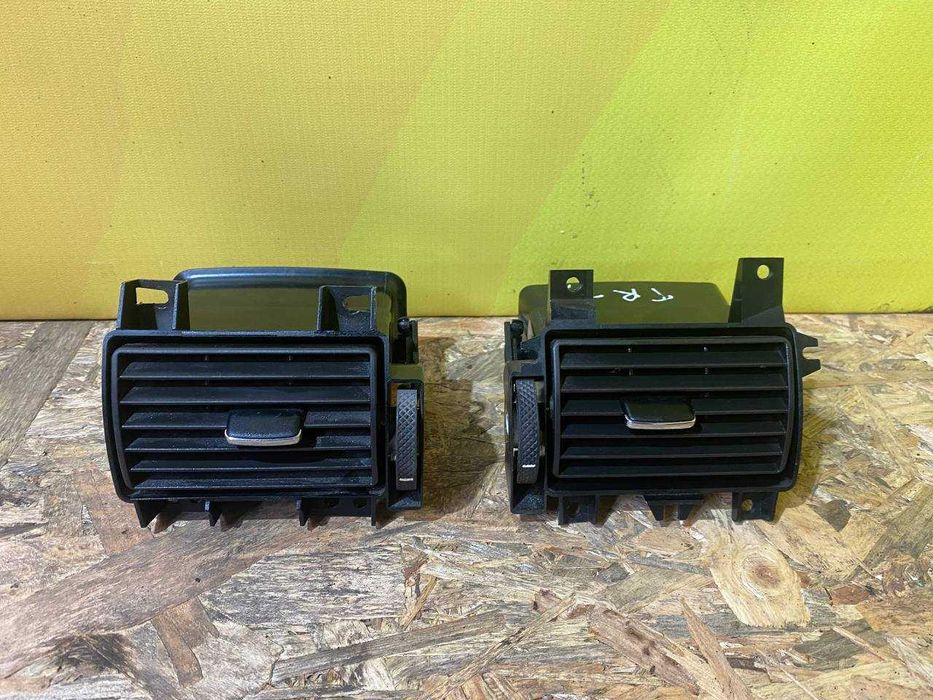 Дефлектор обдува салону правий лівий Форд Транзит розборка шрот