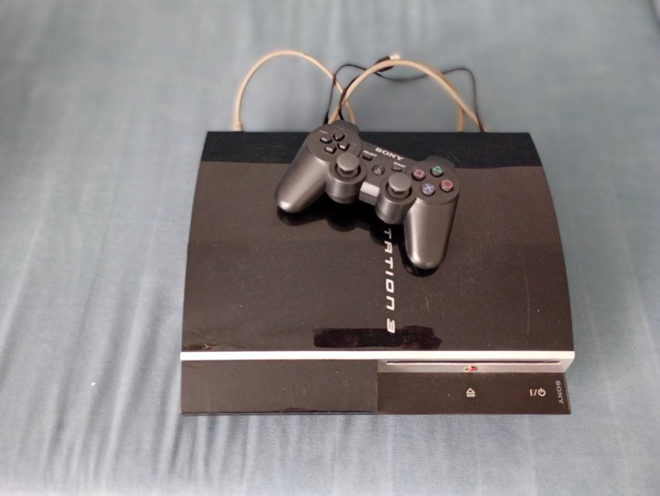 Продам Sony PlayStation 3