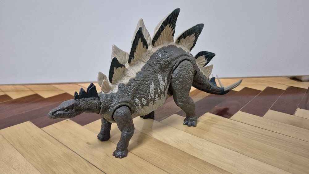 Фігурки Jurassic world Matell стегозавр(и).