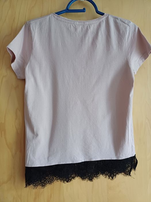 Koszulka z koronką House, rozmiar S