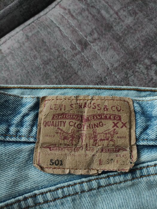 Джинси Levis 501