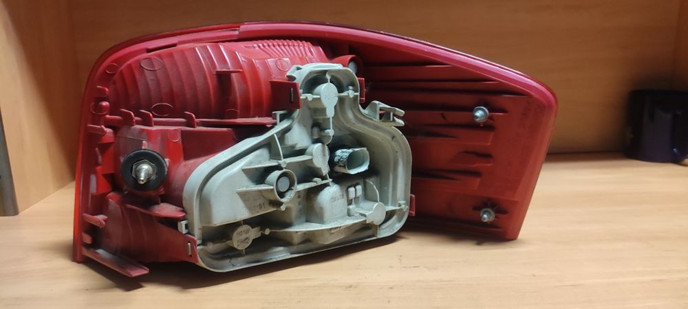 Lampa Audi A3 lewy przód