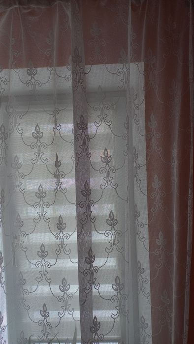 Тюль 5 мерт.ідеальна.підшита тасьмою.