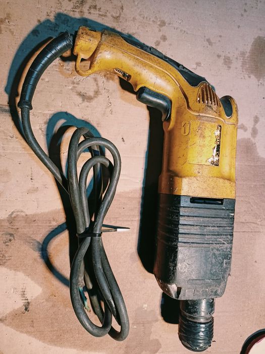 Wiertarka DeWALT PA6 GF 30 z możliwością kłucia. Partynia • OLX.pl