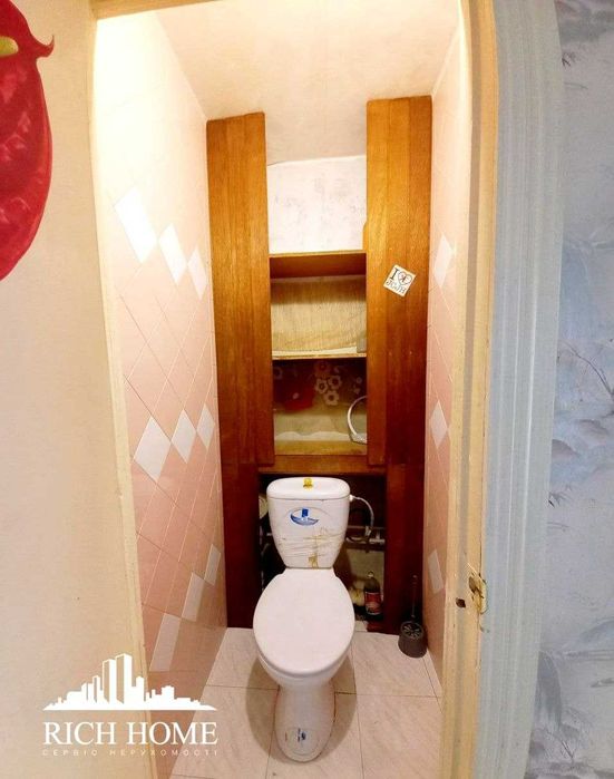 Продаж 3к квартири, Срібнокільська, 14. метро Осокорки - 7 хв.
