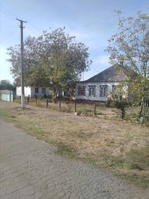 Будинок в селі Підпільне