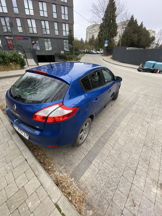 Renault Megan 2011 дизель 1.5 к9к 110кс