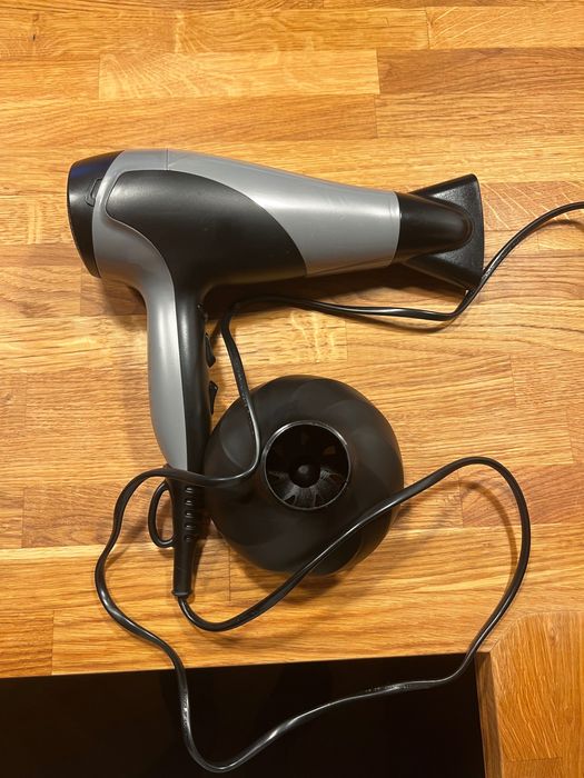 Suszarka do włosów Remington Ionic Dry