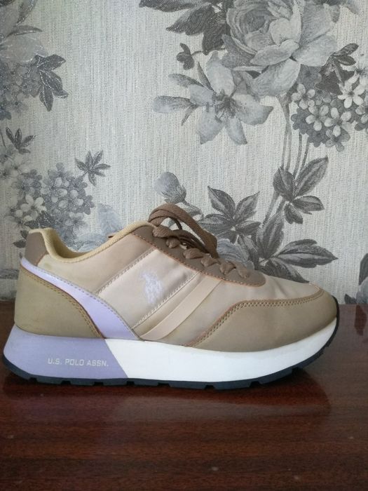 U.S. POLO ASSN кроссовки женские б/ у