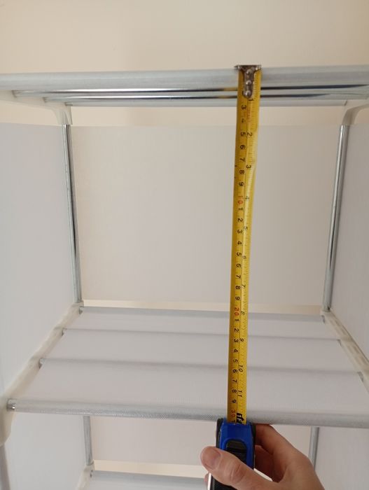 Білий розкладний стелаж