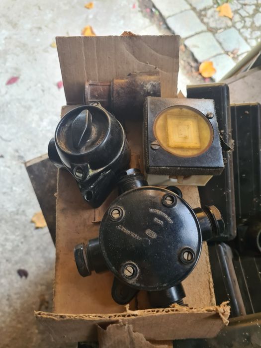 Gniazdka wtyki i inne prl