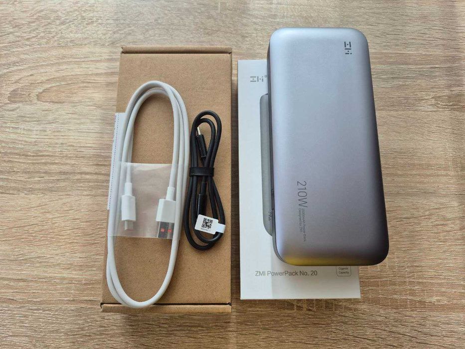 Power Bank ZMI 25000 mAh No20 210W + кабелі, ідельний стан. Повербанк