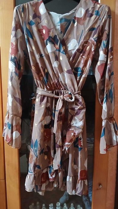 roupa de mulher variada