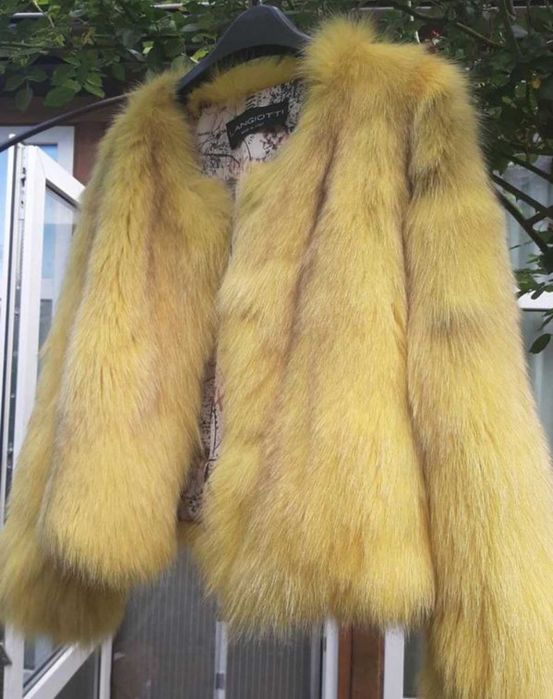 Шуба автоледі Італія