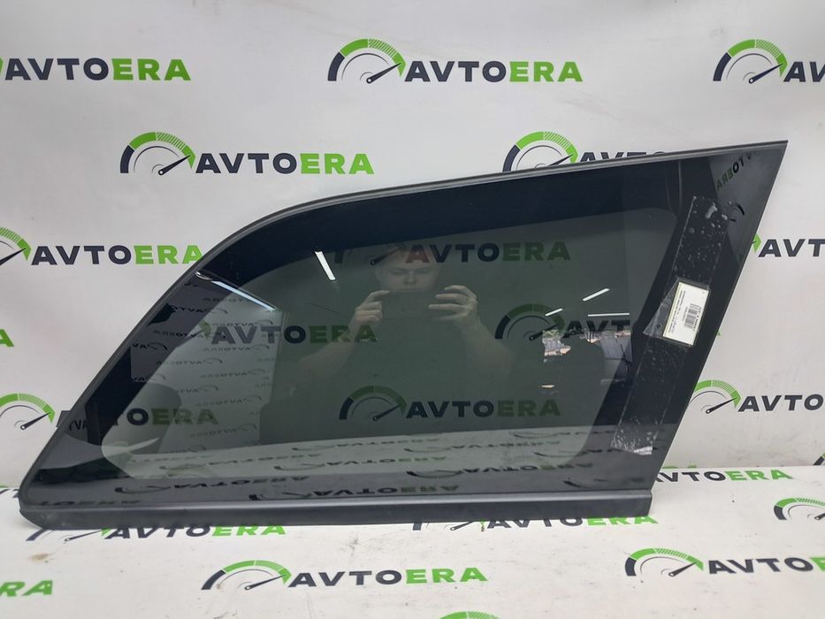 Боковая форточка матовая правая DODGE JOURNEY 11-20 5155278AG