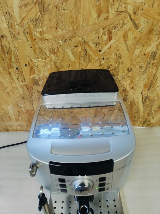 Ekspres DeLonghi Magnifica S ECAM 22.110 B