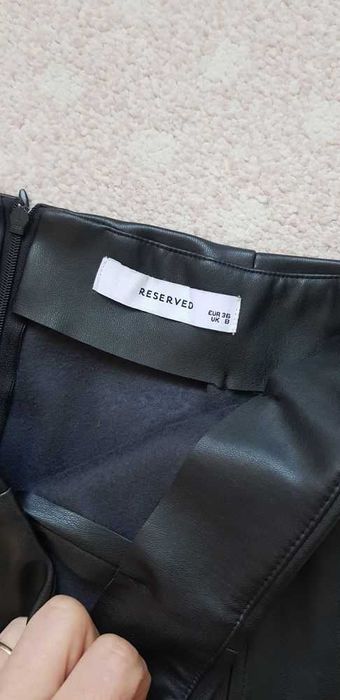 Spódnica ołówkowa z ekoskóry Reserved r. S 36