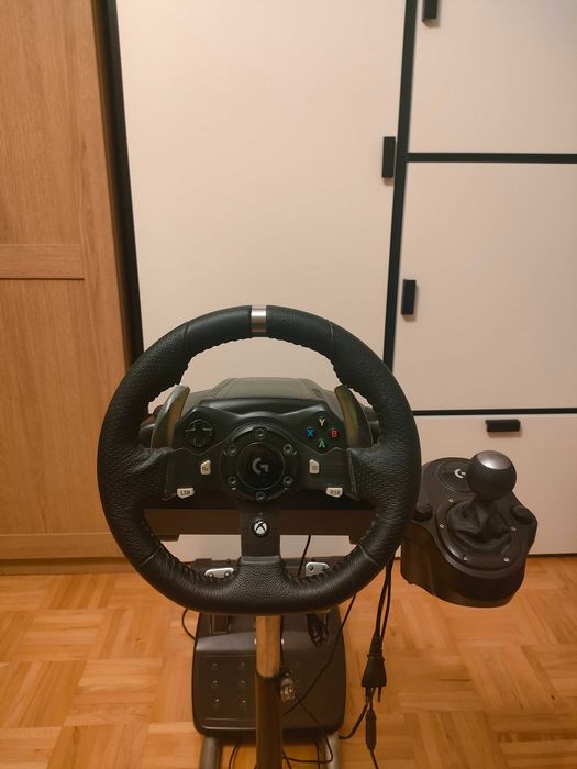 kierownica Logitech g29 + stojak