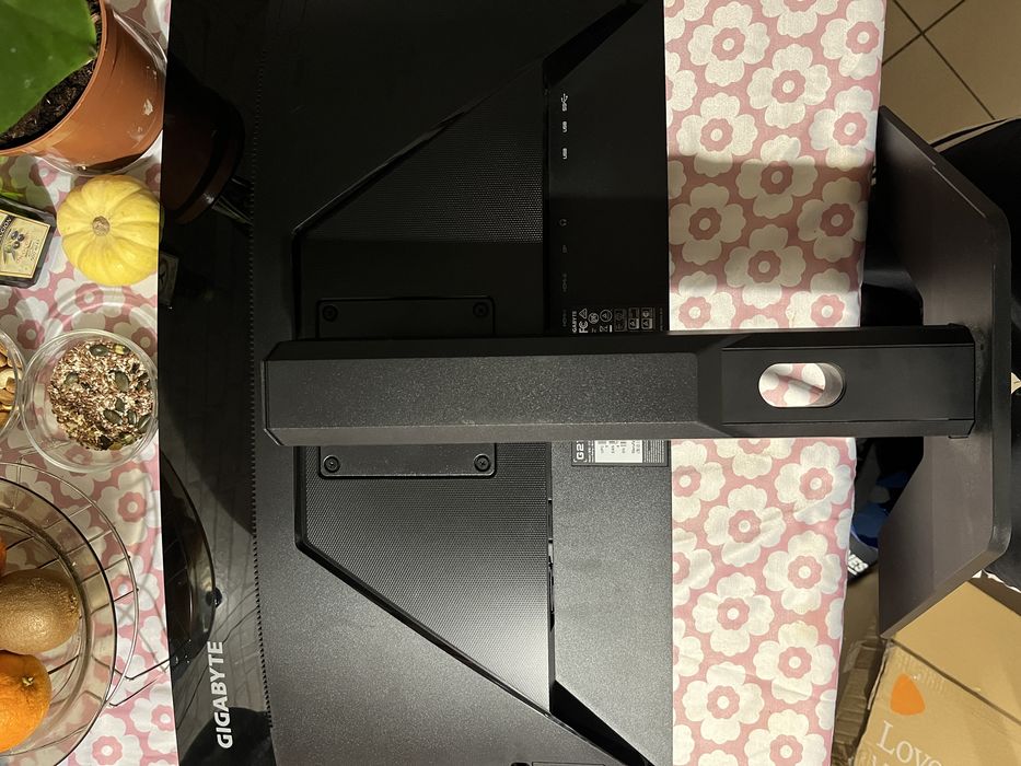 Monitor Gigabyte G27FC