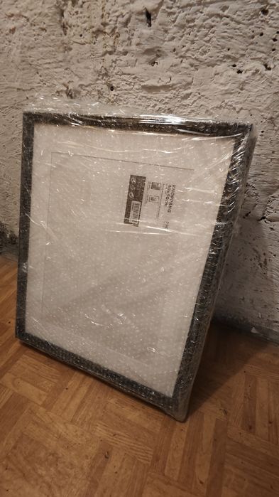 Zestaw ramek IKEA KNOPPANG  z plakatami