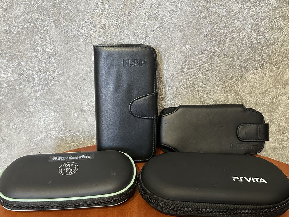 Продам Чохли для PSP в Ідеальному стані
