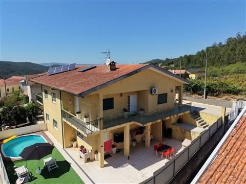Moradia T4 Castelo de Paiva