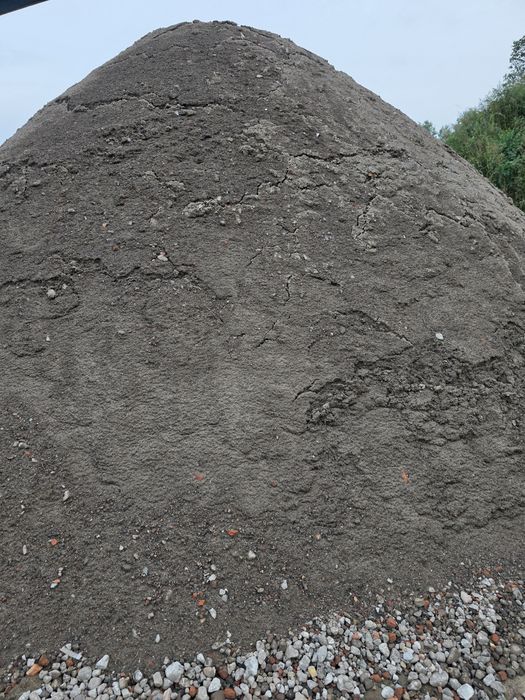 Ziemia na podniesienie terenu 10 zł
