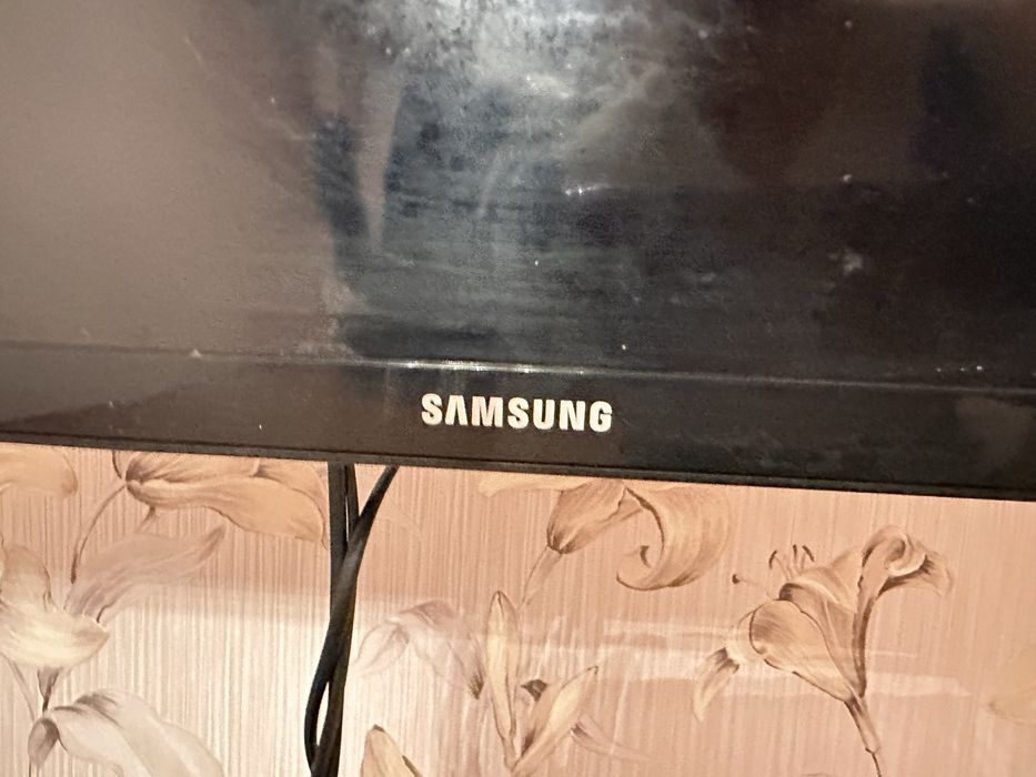 Телевизор Samsung 2 шт