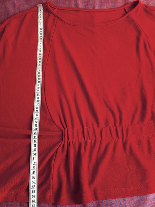 Bluzka czerwona z szerokimi pachami