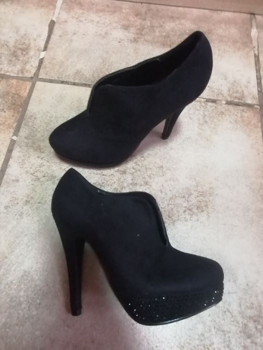 Туфли замшевые 36 размер