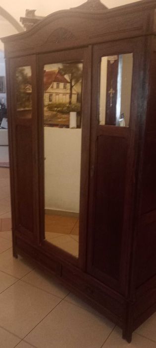 Oryginalna przedwojenna szafa na korytarz z lustrami