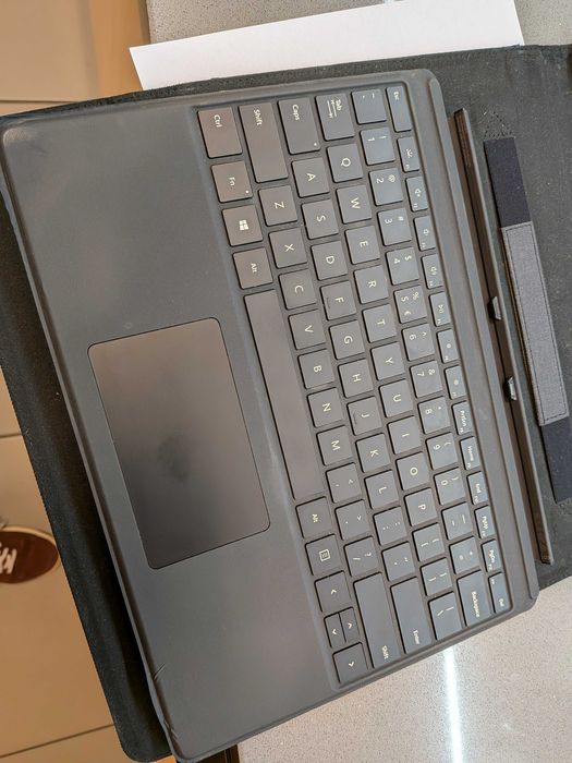 Microsoft Surface Pro X LTE SQ1 8GB/128GB + klawiatura + Spigen