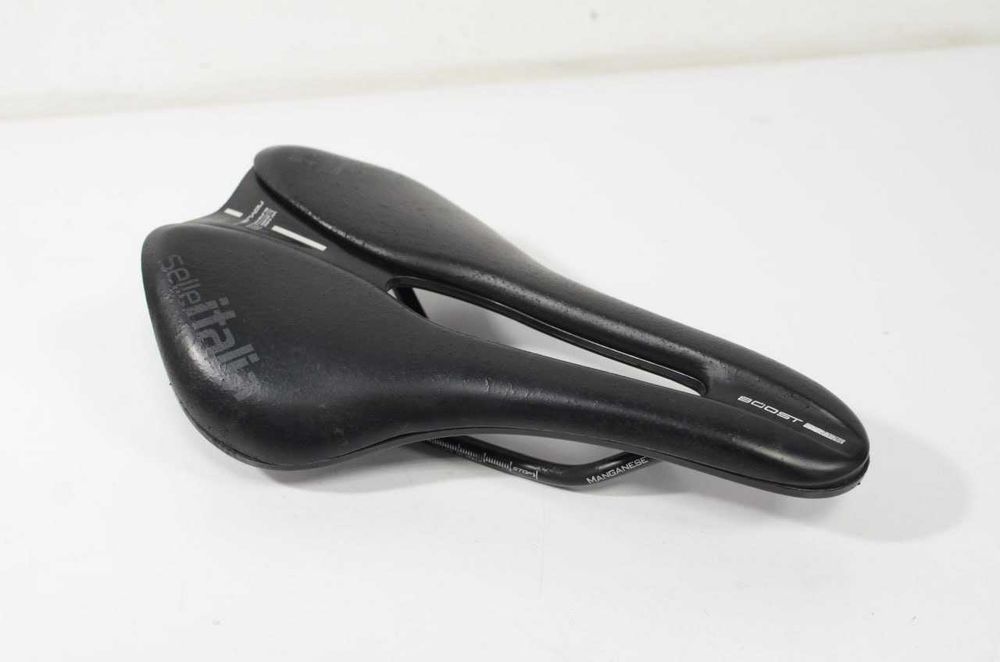 Сідло Selle Italia Novus Evo Boost Superflow, 145 мм, 236 грама