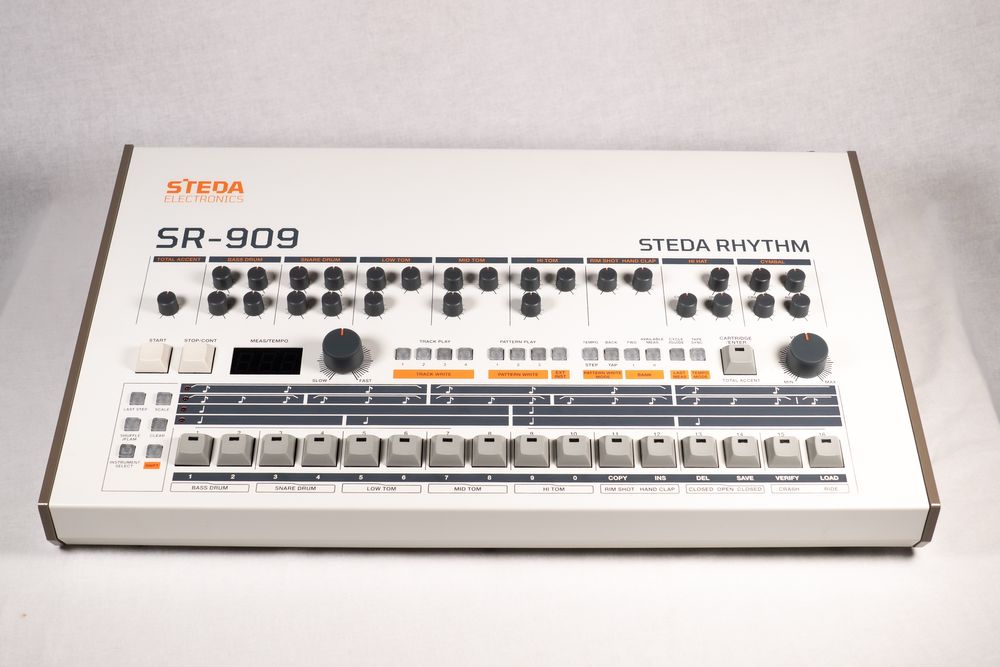 Steda SR 909 - klon TR-909