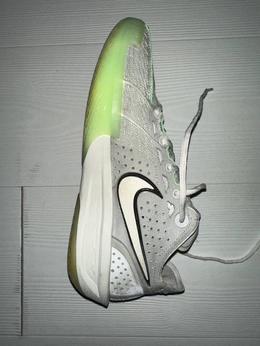продам nike gt cut 3