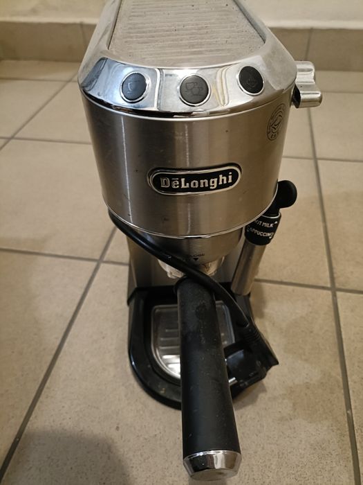 Ekspres kolbowy De’Longhi