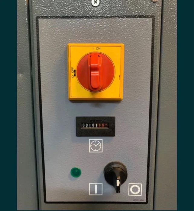 kompresor sprężarka śrubowa z agregatem ziębniczym atlas copco GX3FF