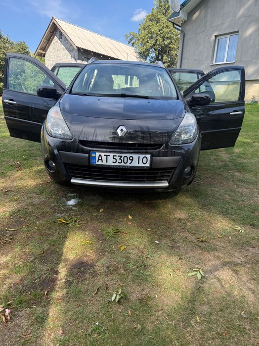 Продаж машини Renault Clio