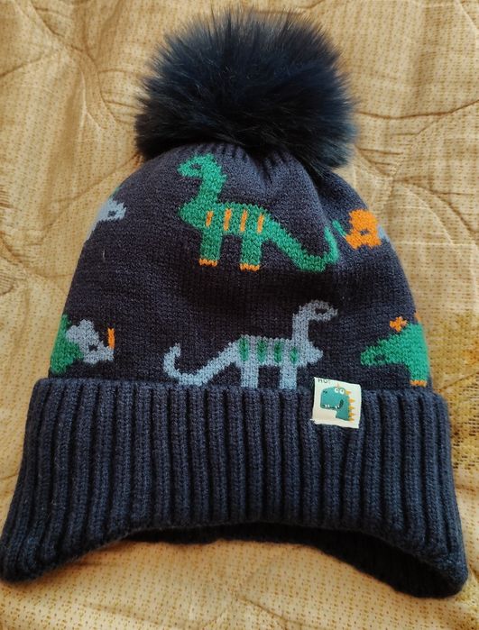 Продам детскую шапку