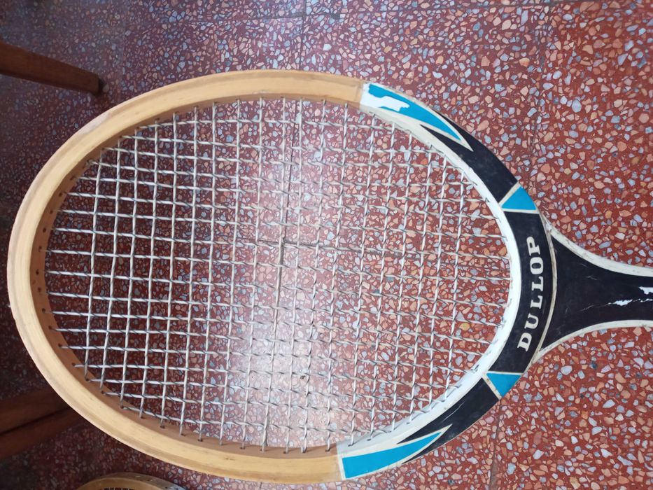 2 raquetes em madeira Dunlop antigas
